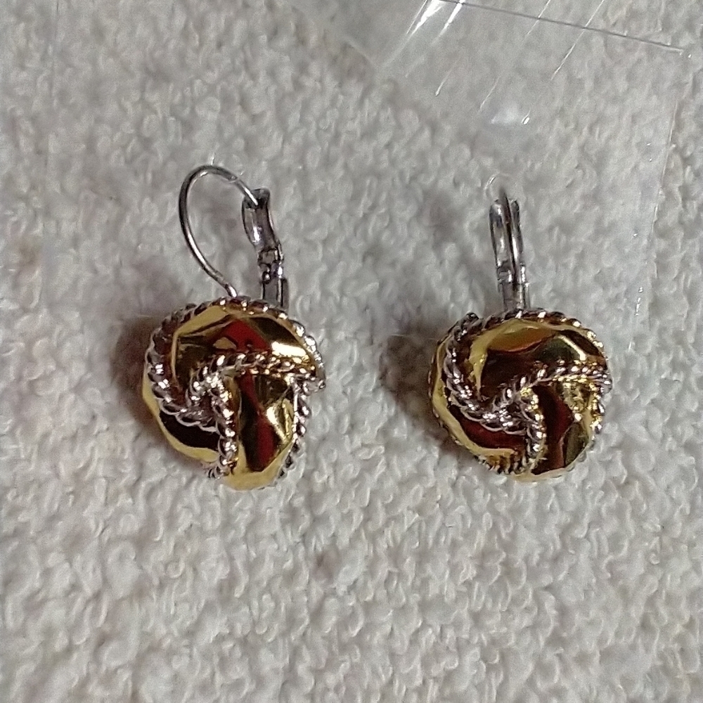 Two tone wire knot earrings